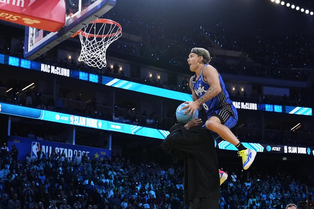 在比赛中更 在比赛中更