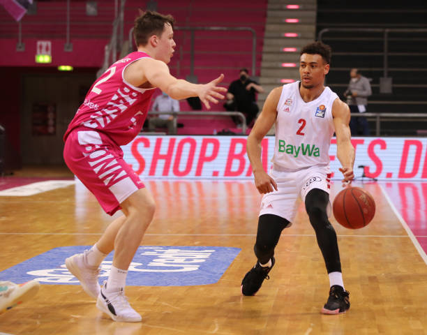 球队将通过 球队将通过