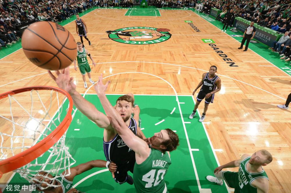 在东部激烈 在东部激烈